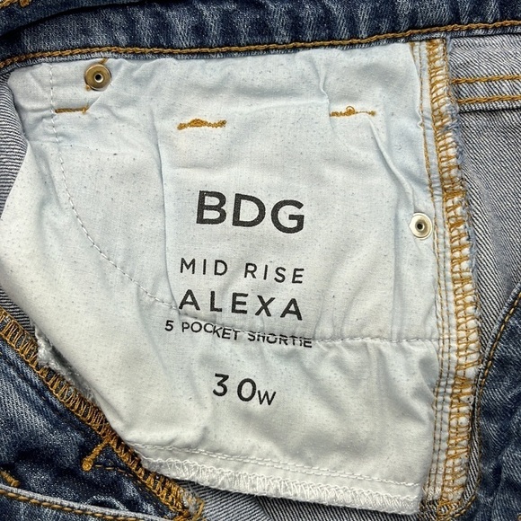 BDG Mid Rise Alexa Short Size 30 - Picture 11 of 16